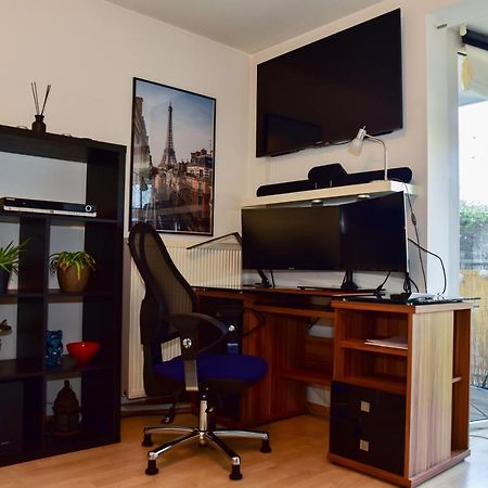 Appartment Mit Grossem Balkon Im Belgischen Viertel โคโลญ ภายนอก รูปภาพ